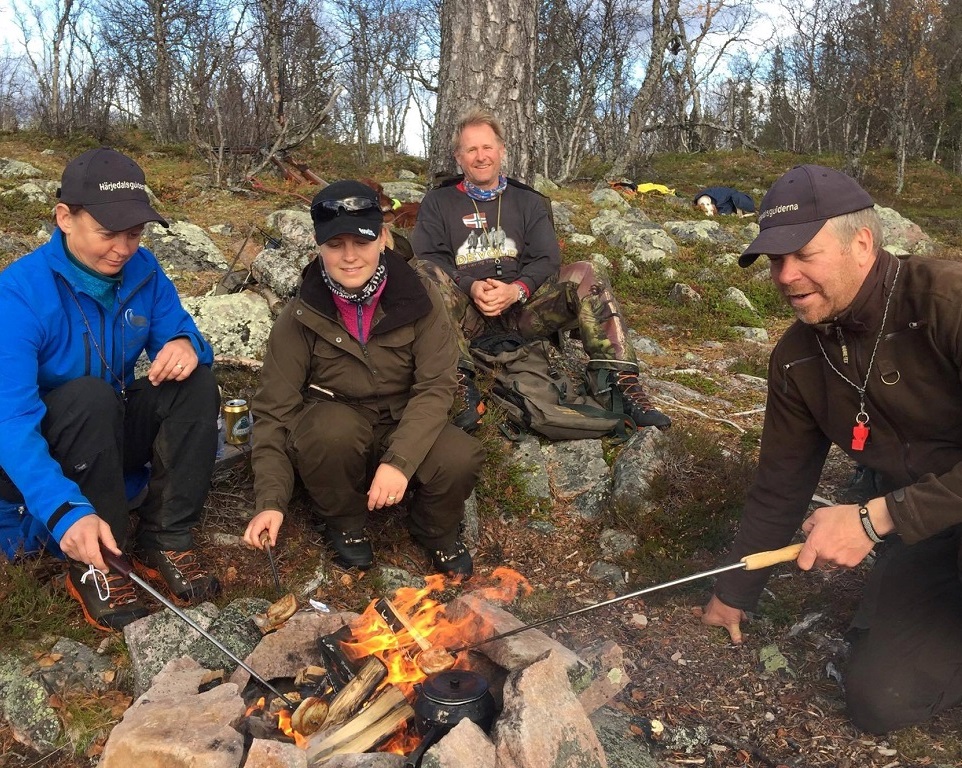 Fikapaus med öppen eld